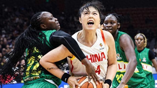 世界杯资格赛首战轻取马里,“以胜代练”的中国女篮目标不止“抢门票”